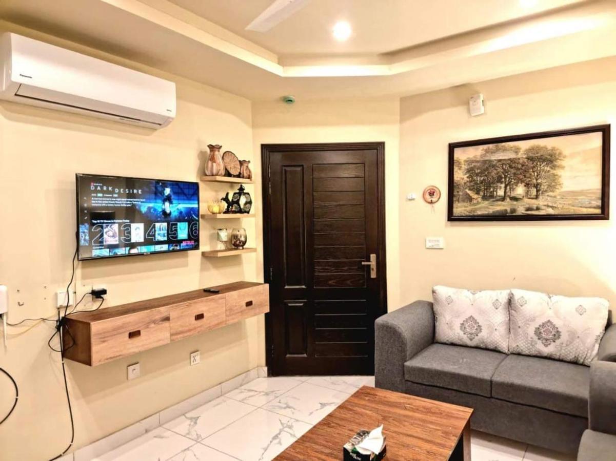 Comfortable & Lovely 1 Bed Apt In Bahria Town Rawalpindi Dış mekan fotoğraf